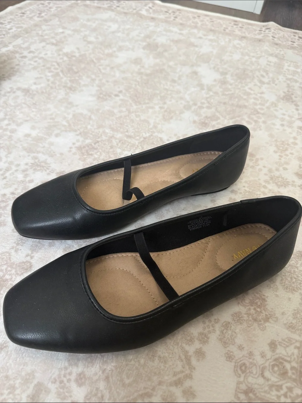 Old Navy flats